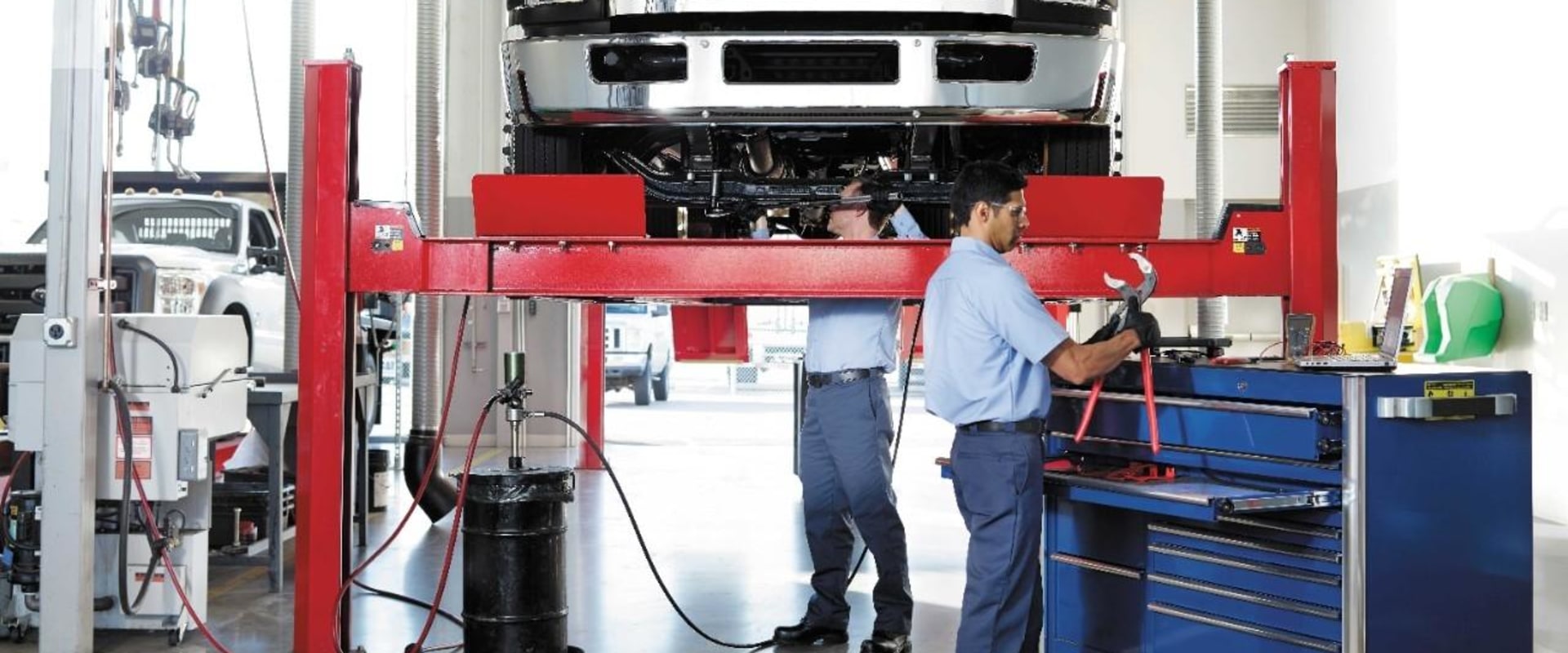 The Importance of Routine Maintenance Services for Your Ford Vehicle